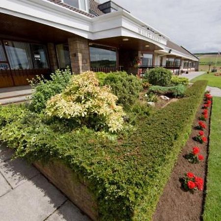 Malin Court Hotel And Restaurant Еър Екстериор снимка