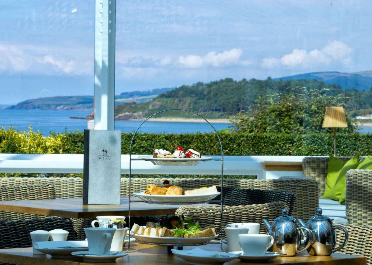 Malin Court Hotel And Restaurant Еър Екстериор снимка