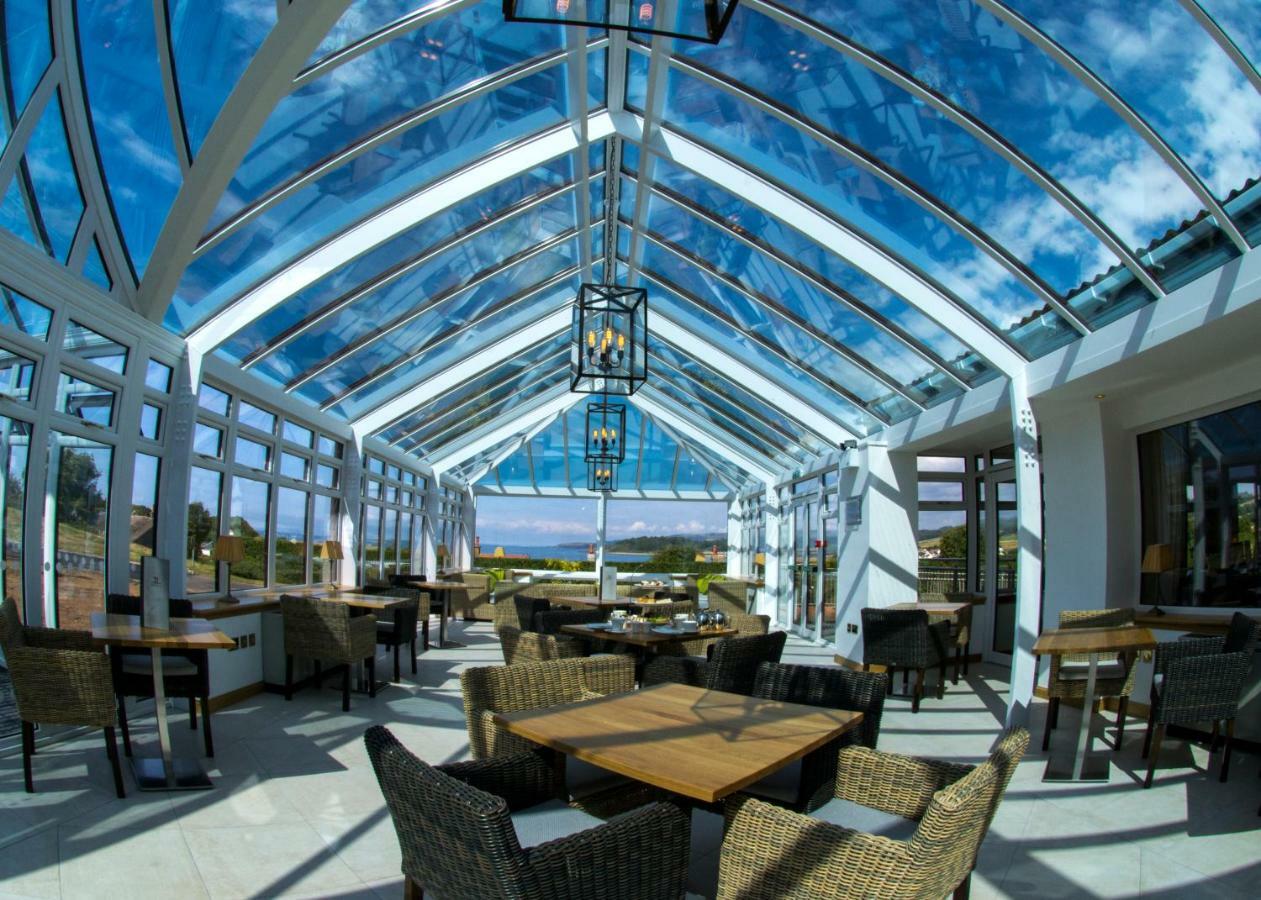 Malin Court Hotel And Restaurant Еър Екстериор снимка
